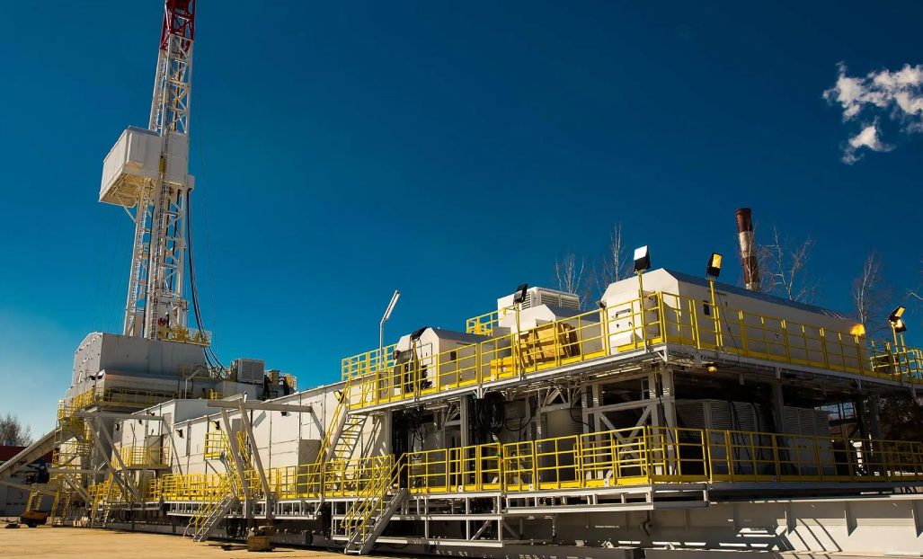 Onshore industrial hydraulic power systems for factories